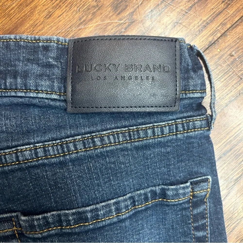 Lucky‎ Brand men’s 221 Straight-Leg Jeans